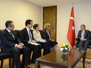 cihan_sultanoglu_abdullah_gul_undp_turkishouse